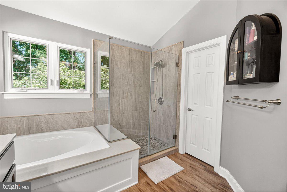 3073 LINDSEY COURT