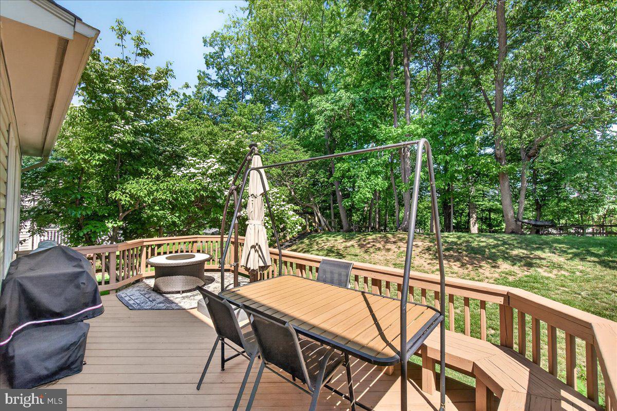3073 LINDSEY COURT
