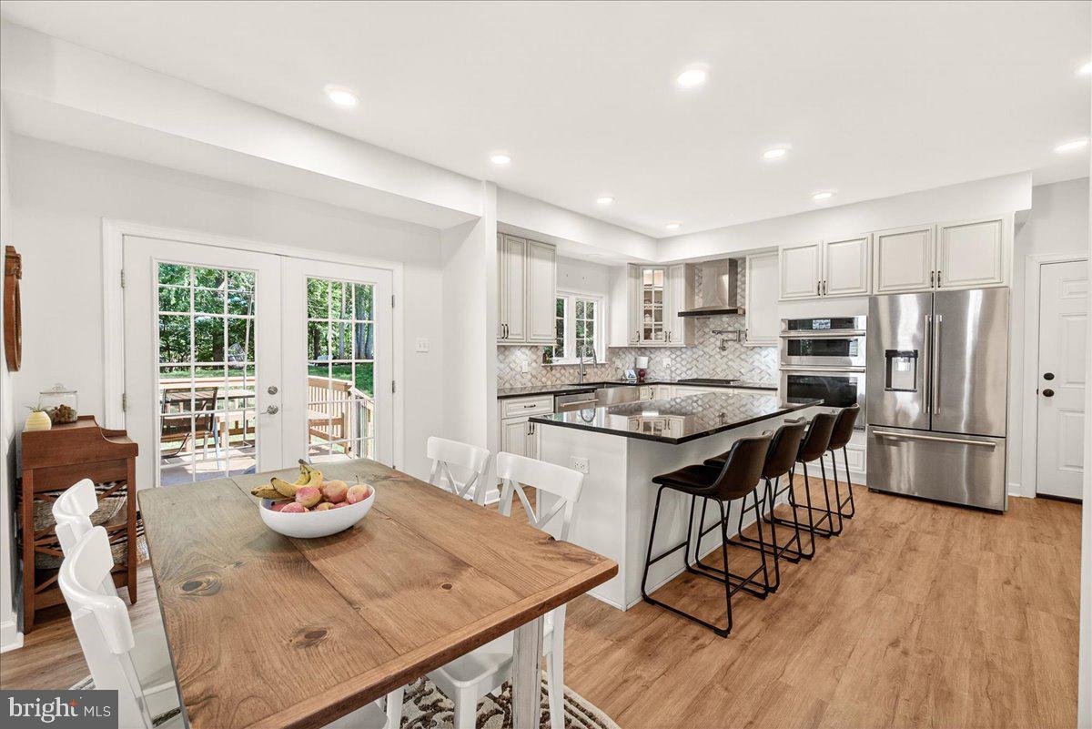 3073 LINDSEY COURT