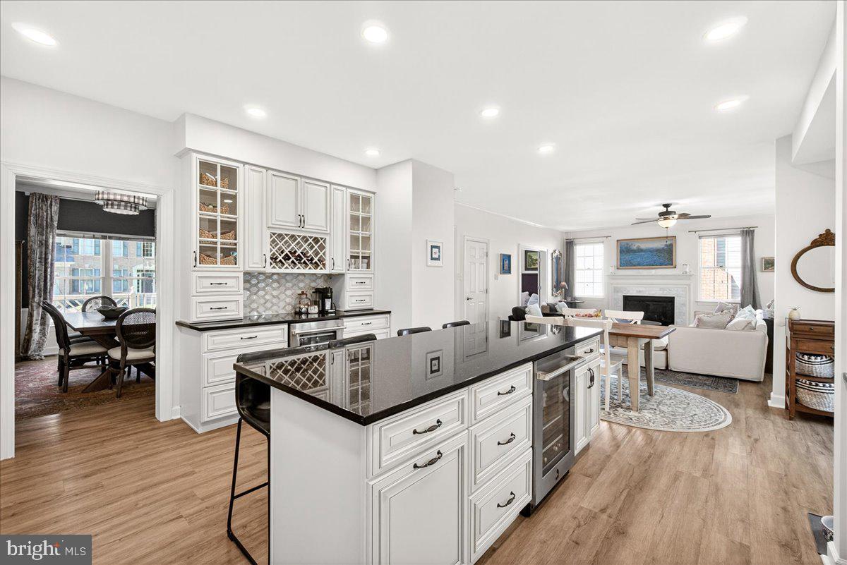 3073 LINDSEY COURT
