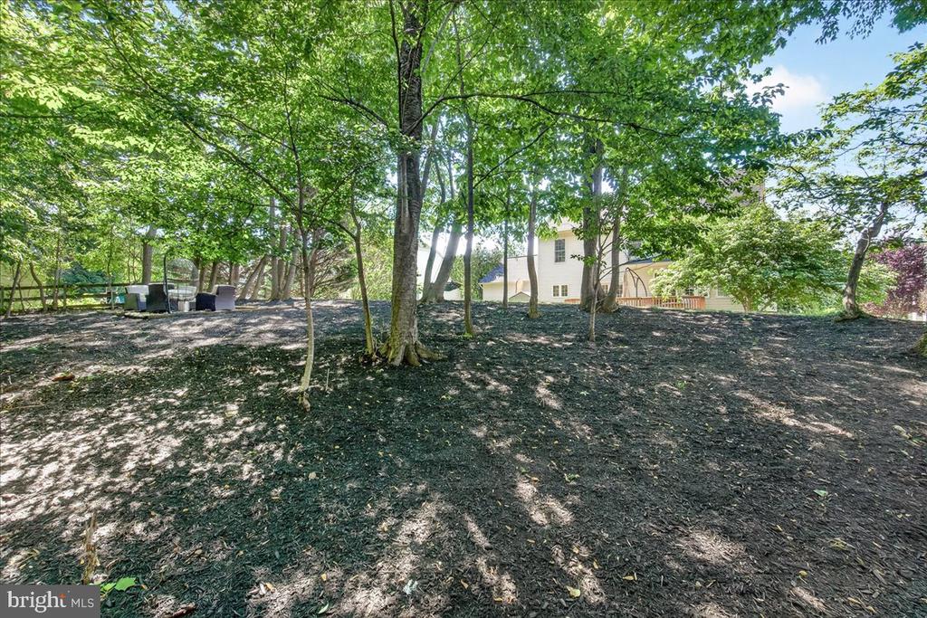3073 LINDSEY COURT