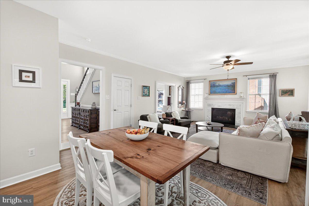 3073 LINDSEY COURT
