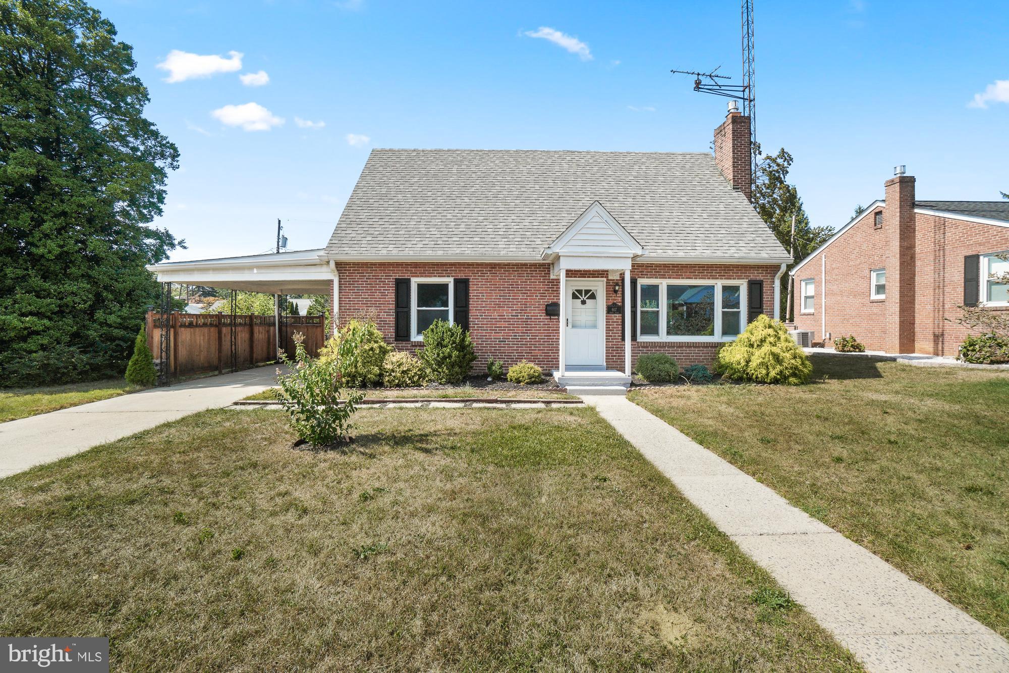 607 GRANT PLACE