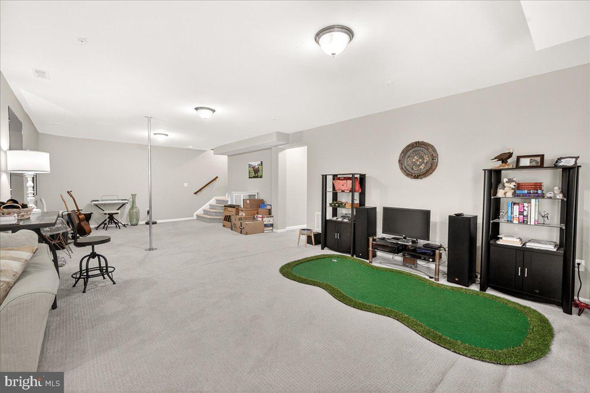 3614 MOLINE COURT