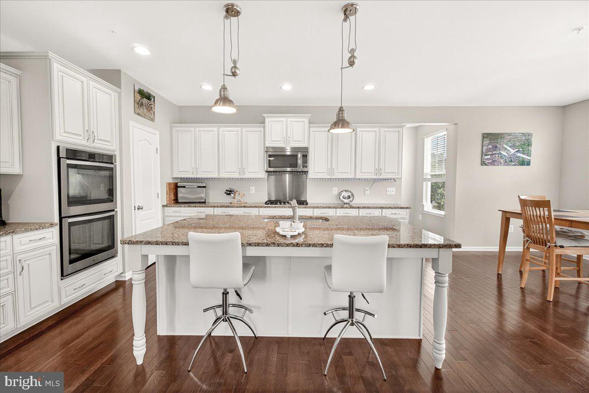3614 MOLINE COURT