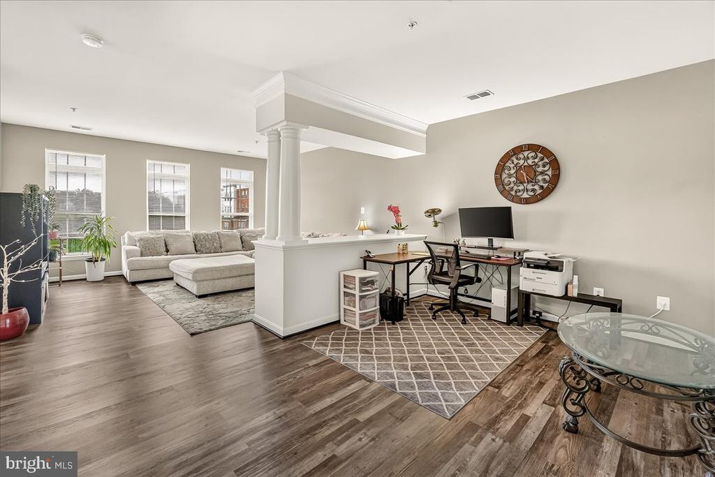 1794 POOLSIDE WAY Unit: 24-B