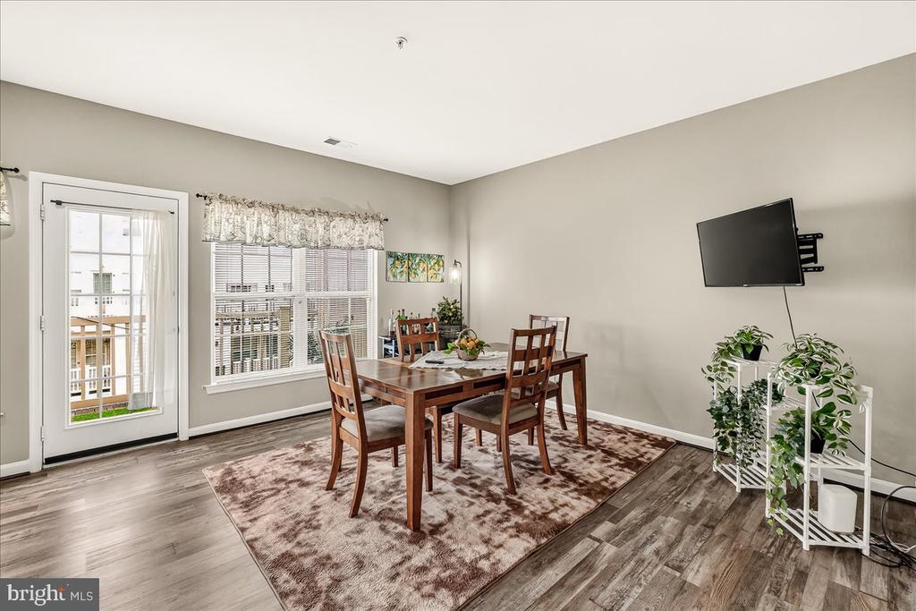 1794 POOLSIDE WAY Unit: 24-B