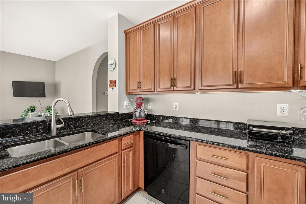 1794 POOLSIDE WAY Unit: 24-B