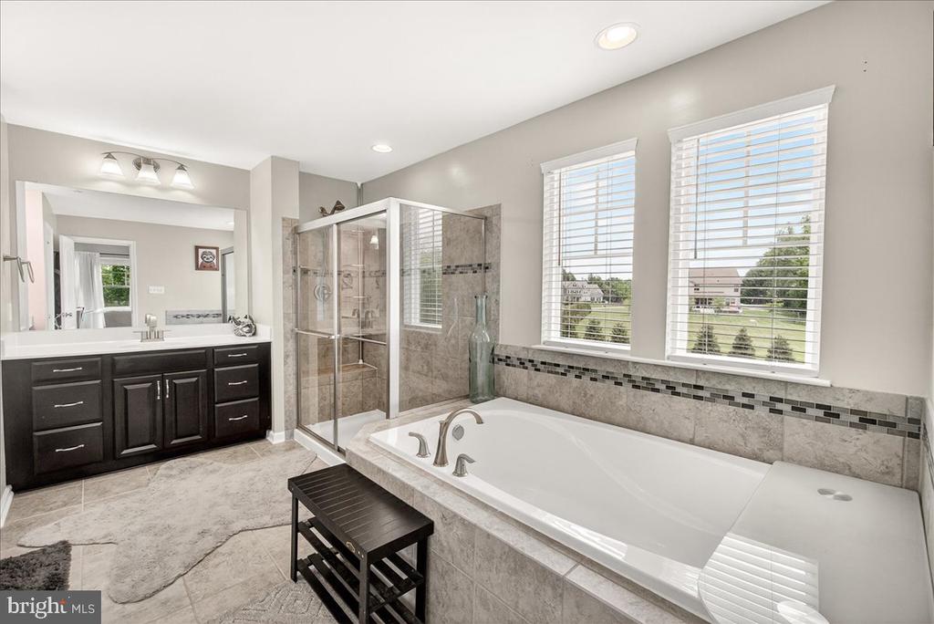 3614 MOLINE COURT