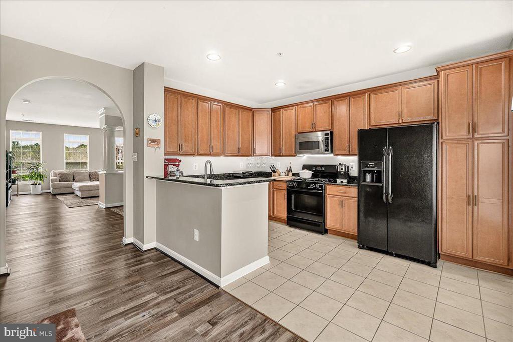 1794 POOLSIDE WAY Unit: 24-B
