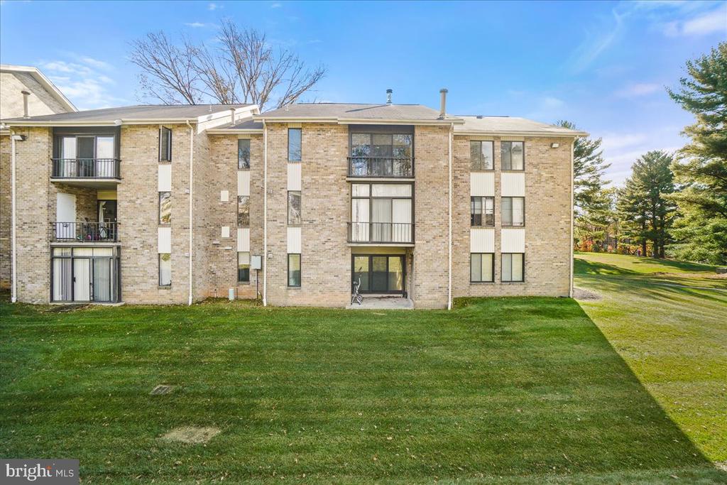 5476 CEDAR LANE C-3