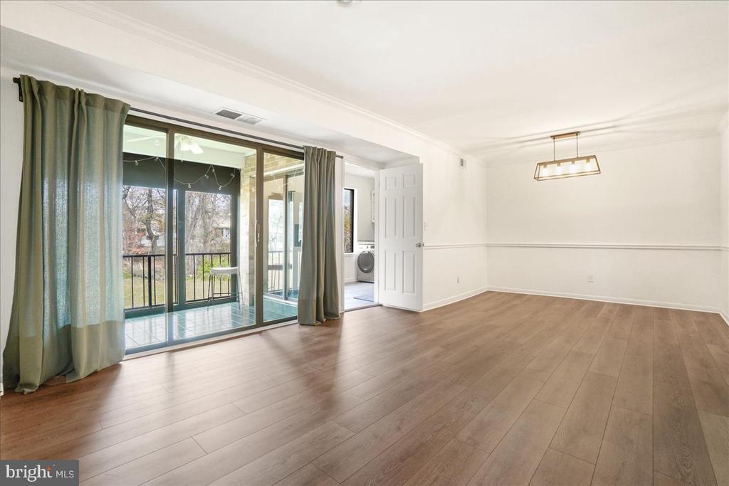 5476 CEDAR LANE C-3