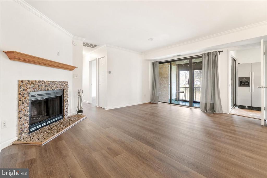 5476 CEDAR LANE C-3