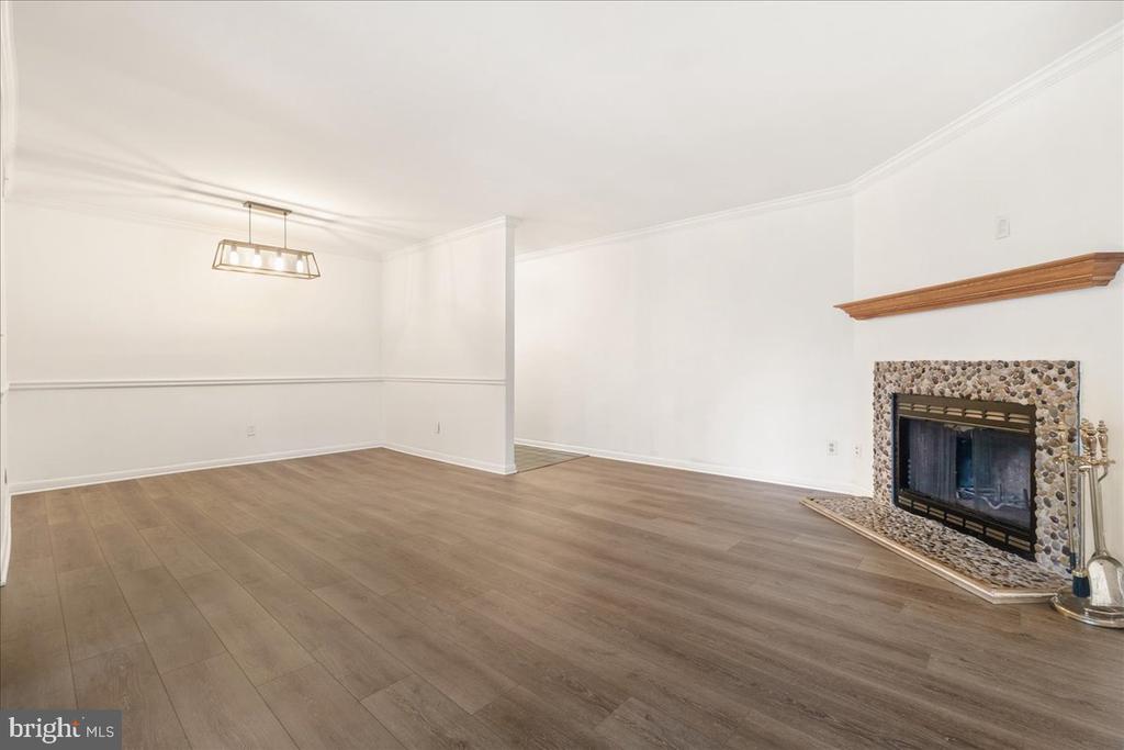 5476 CEDAR LANE C-3