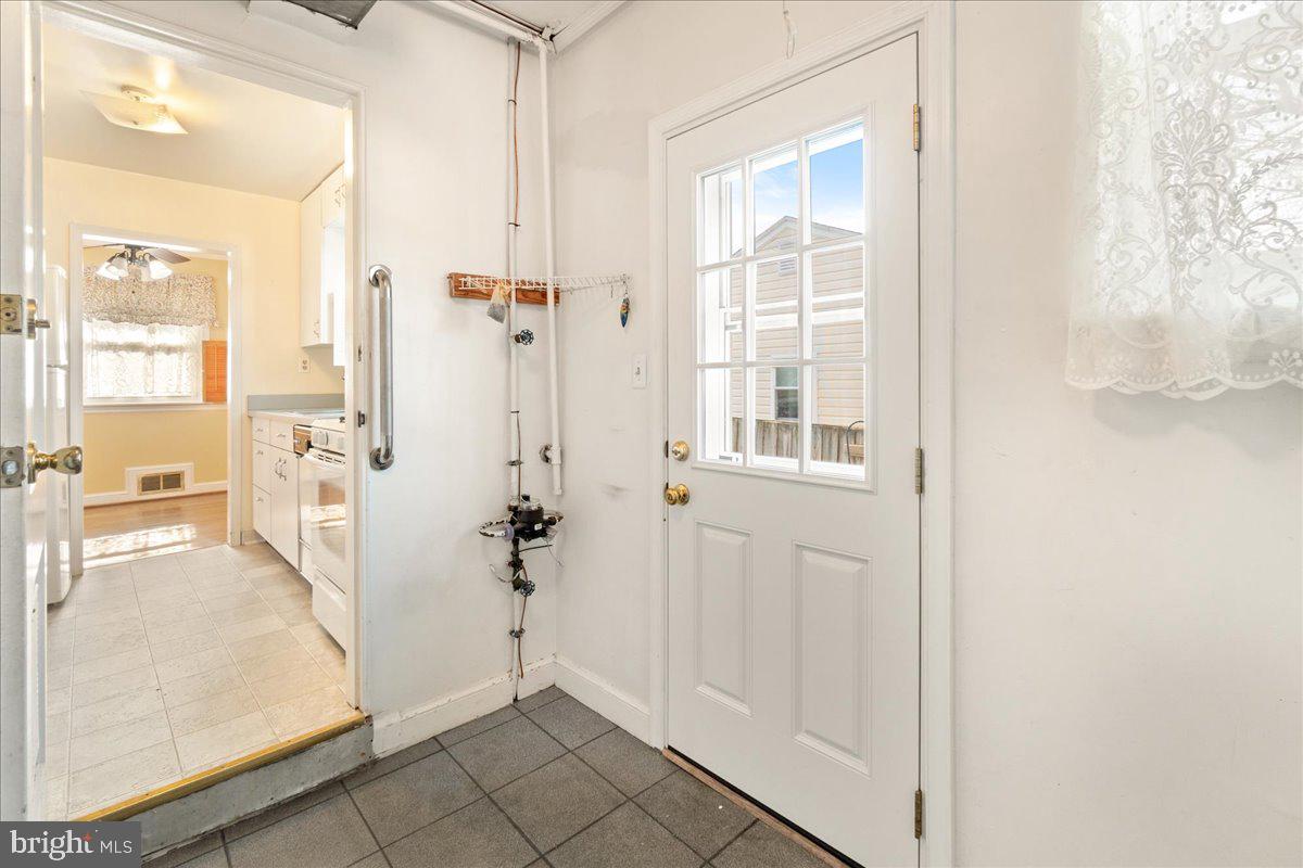 10026 BRUNETT AVENUE