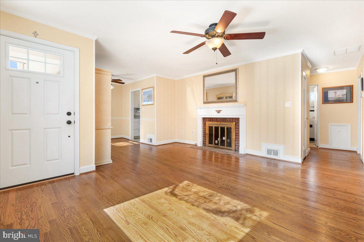 10026 BRUNETT AVENUE