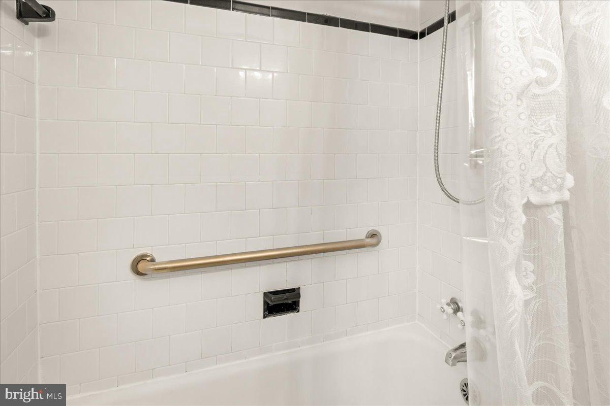 10026 BRUNETT AVENUE