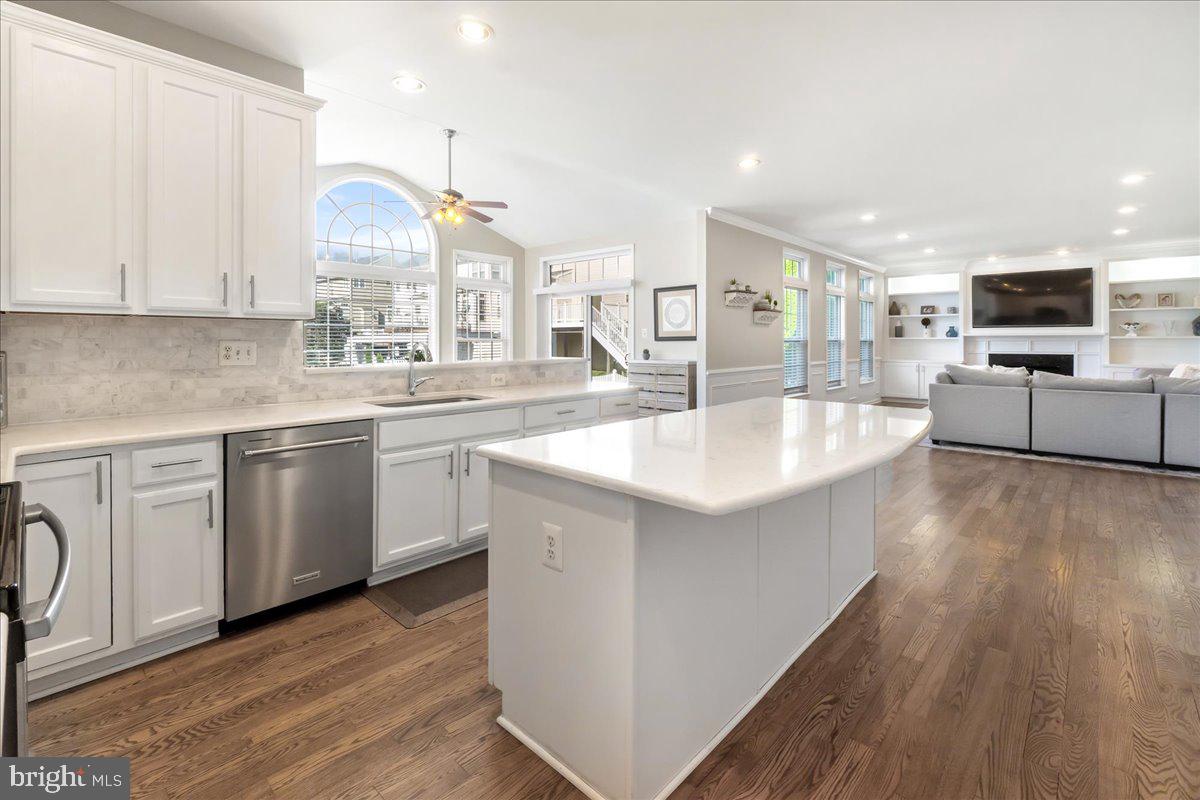 18306 CLEAR SMOKE ROAD