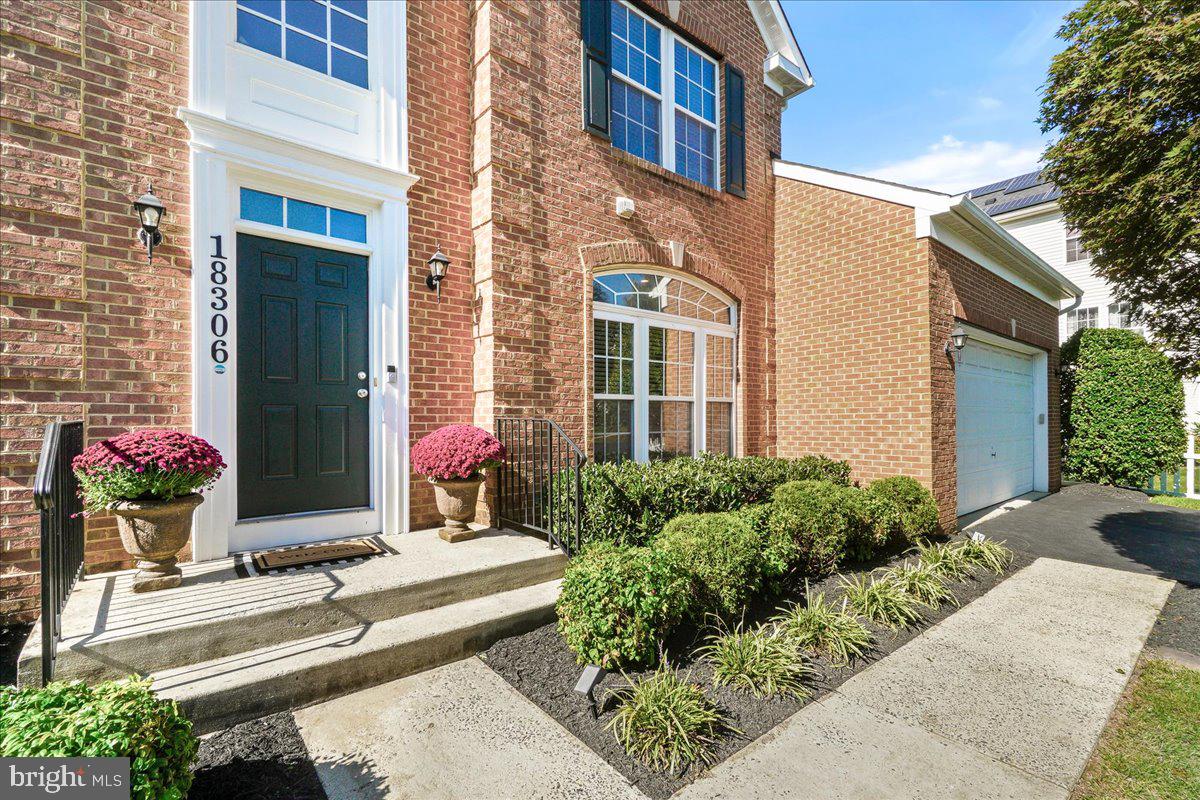 18306 CLEAR SMOKE ROAD