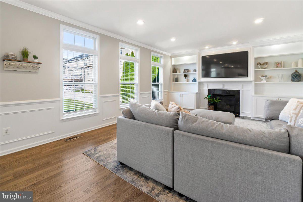 18306 CLEAR SMOKE ROAD