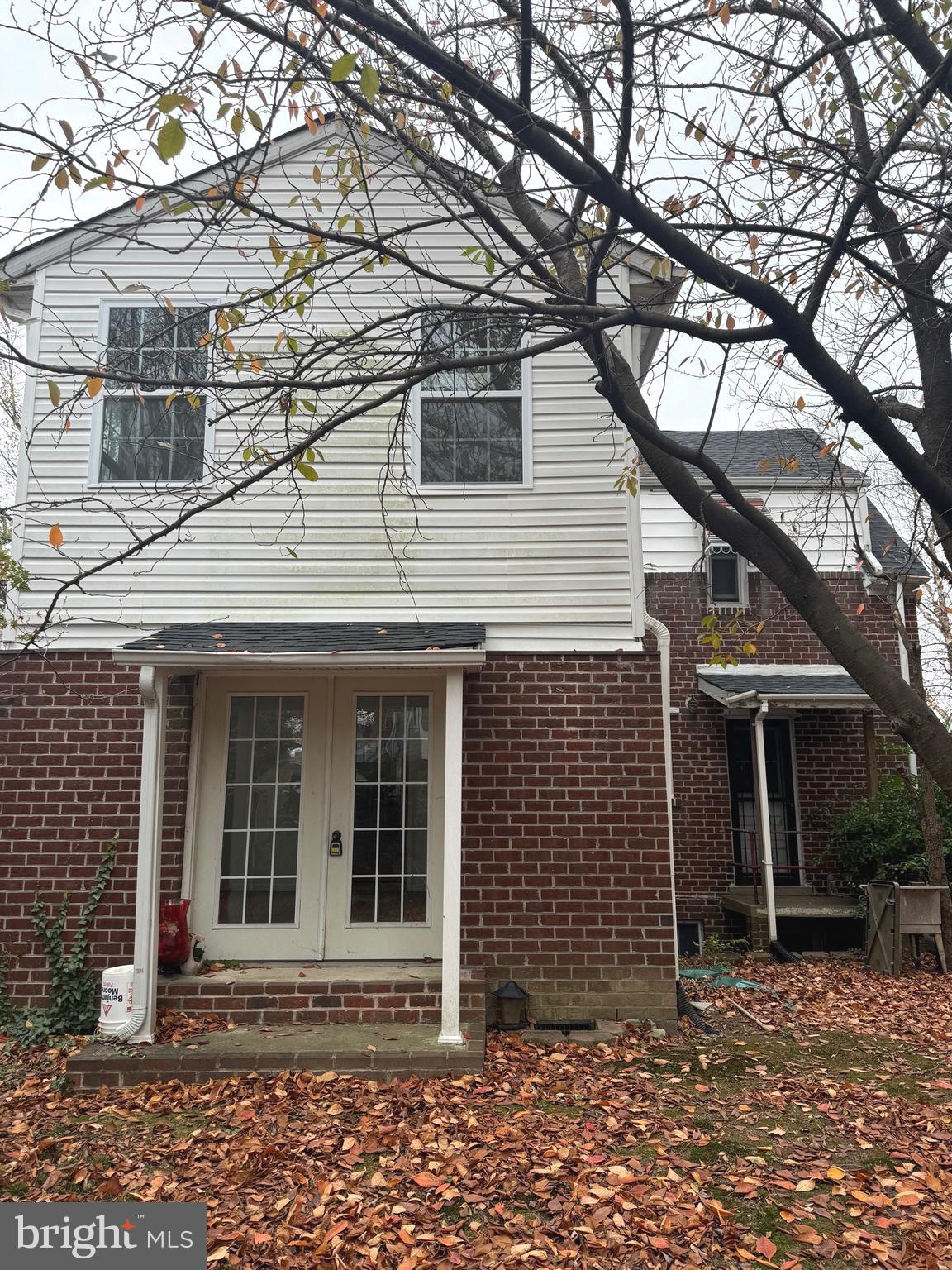 617 GREENBRIER DRIVE