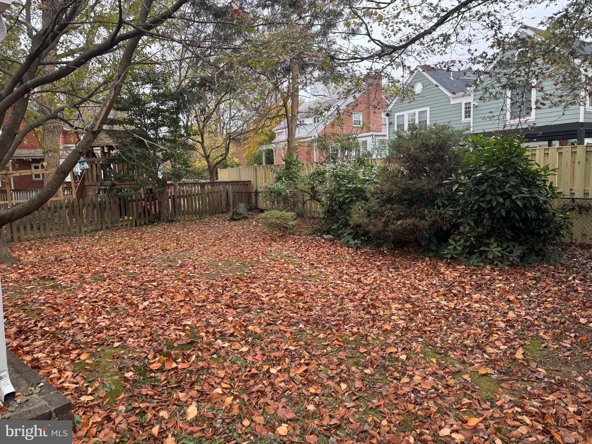 617 GREENBRIER DRIVE