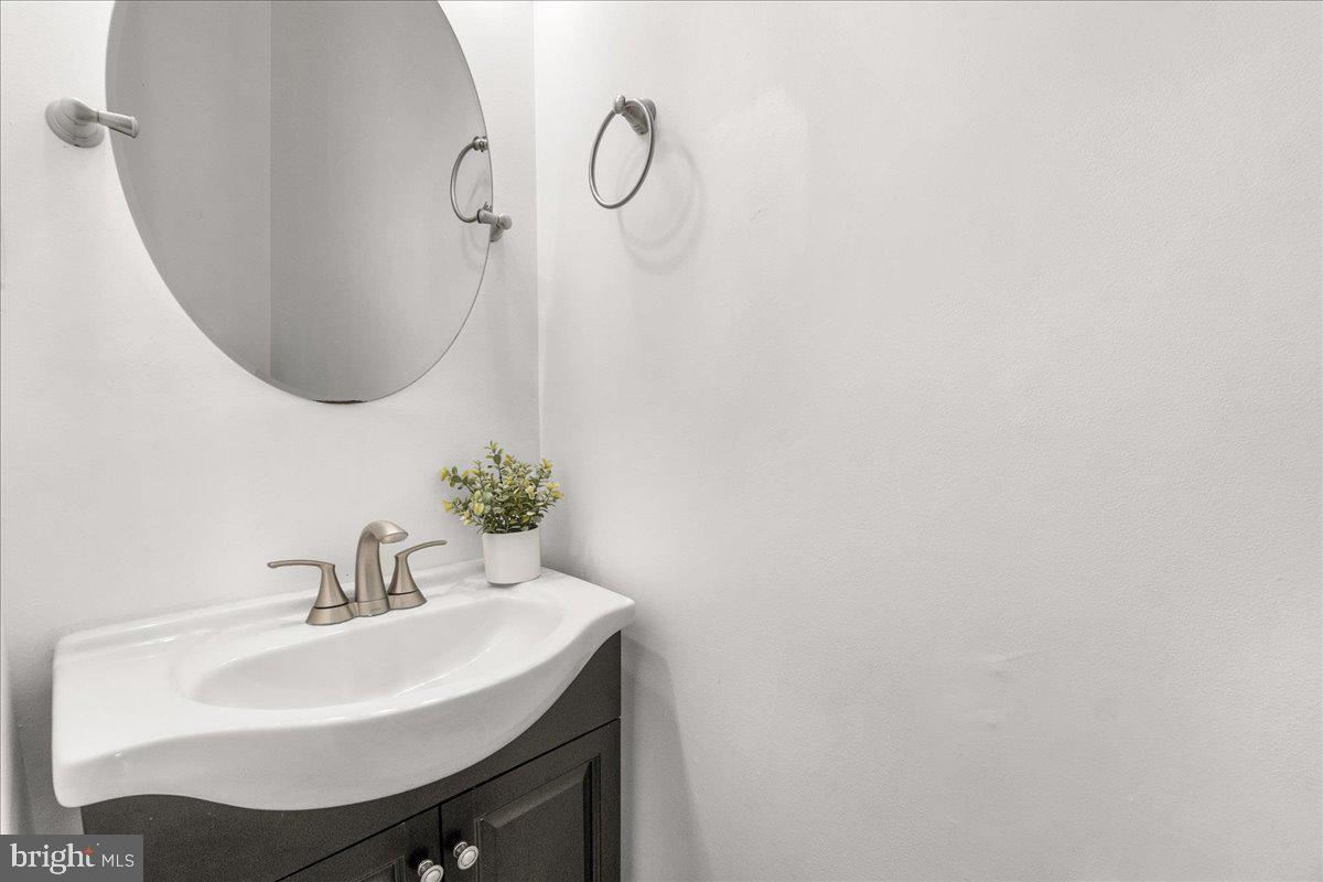 7135 MILL RUN DRIVE 14-3