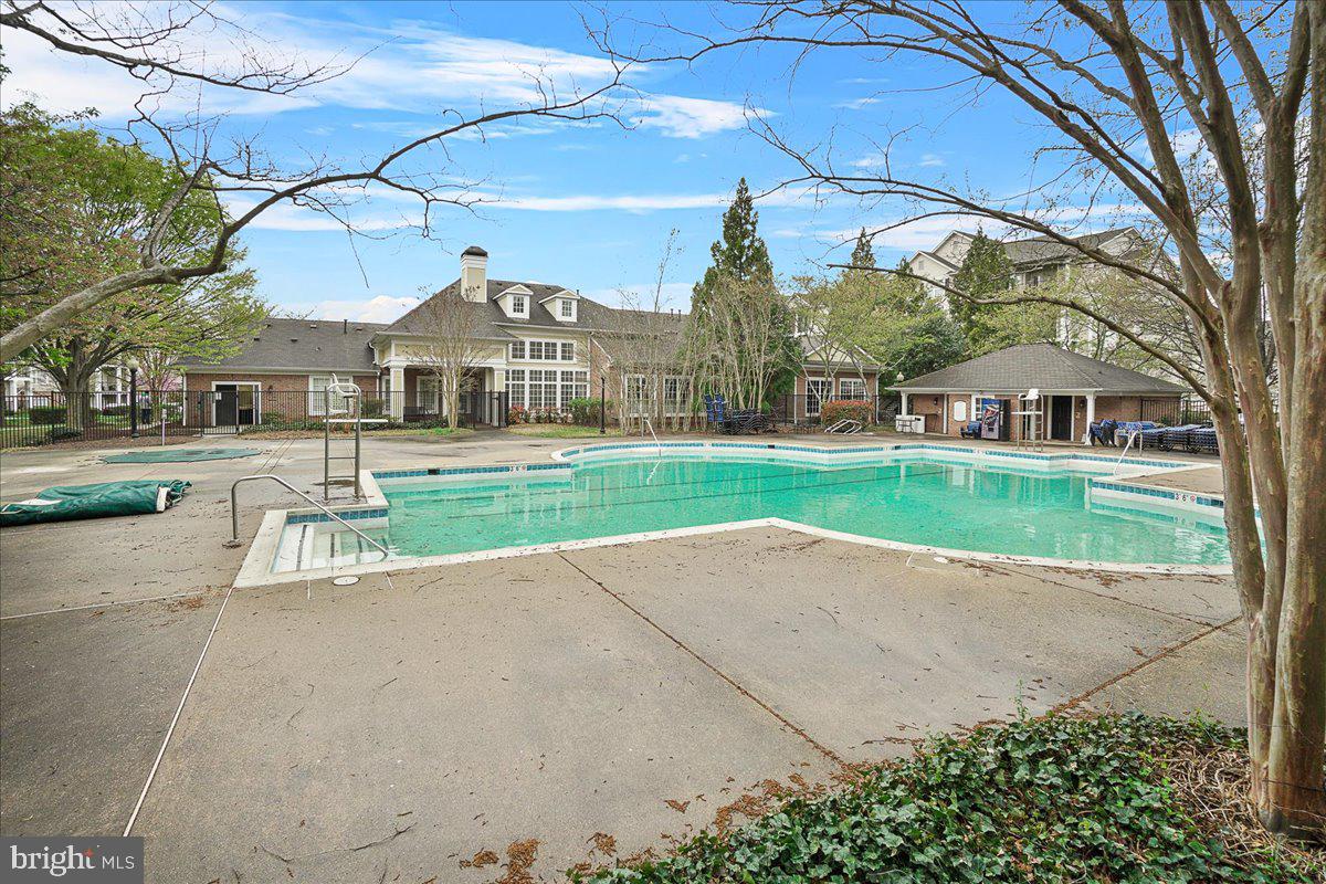 19617 GALWAY BAY CIRCLE 402