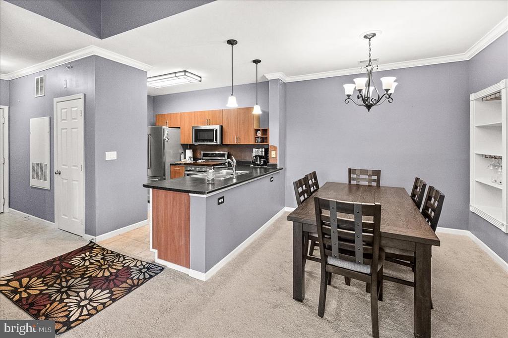 19617 GALWAY BAY CIRCLE 402