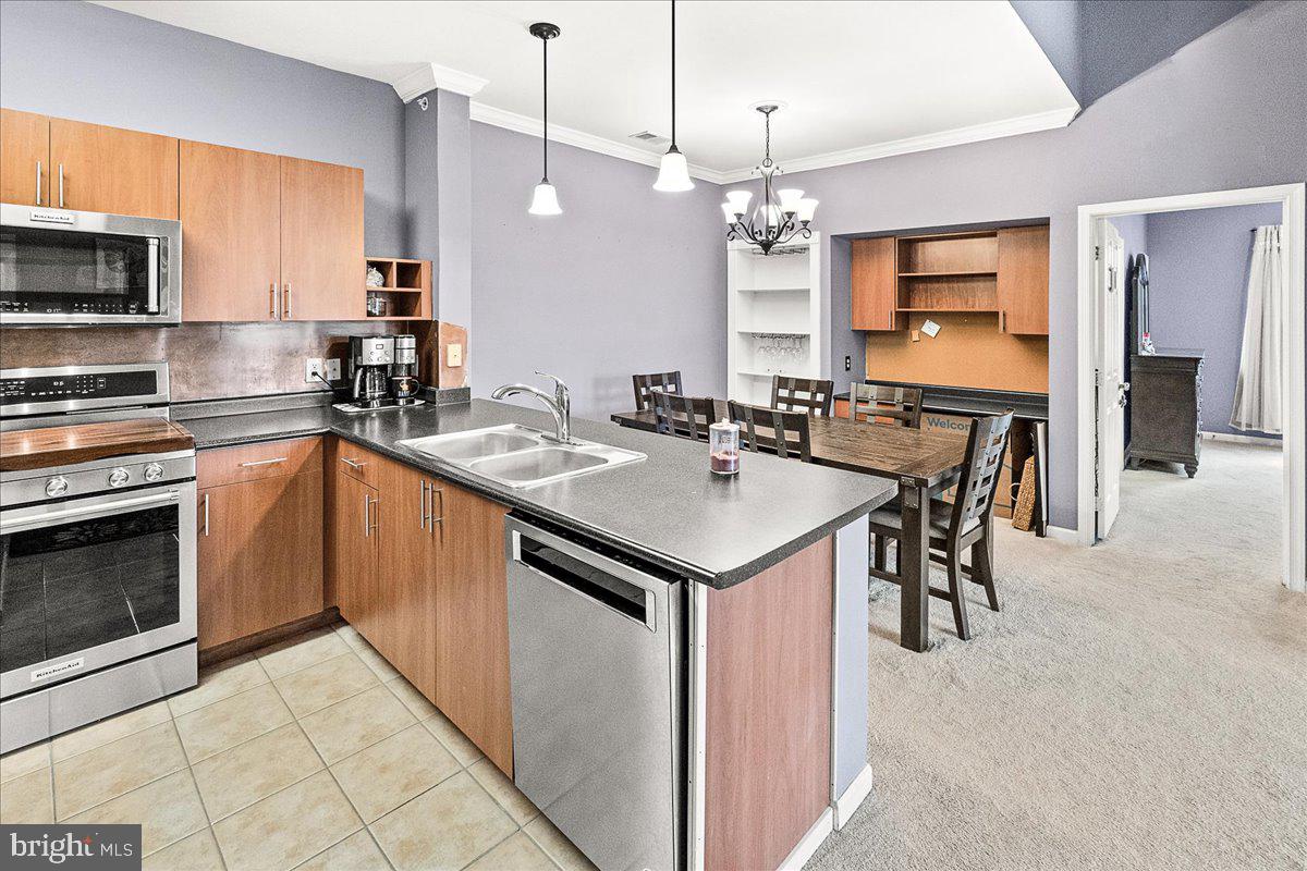 19617 GALWAY BAY CIRCLE 402