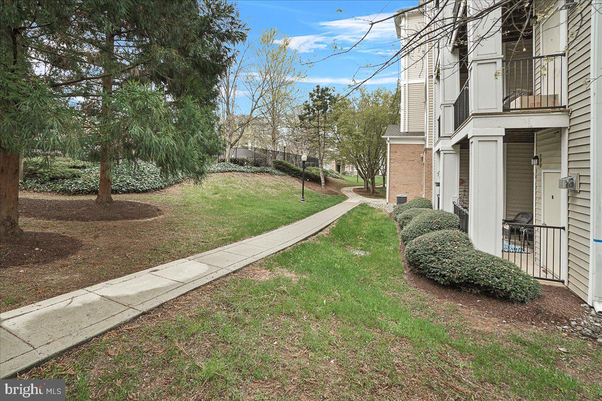 19617 GALWAY BAY CIRCLE 402