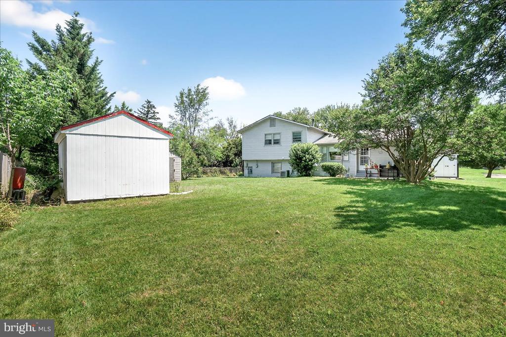 14208 LONDON LANE