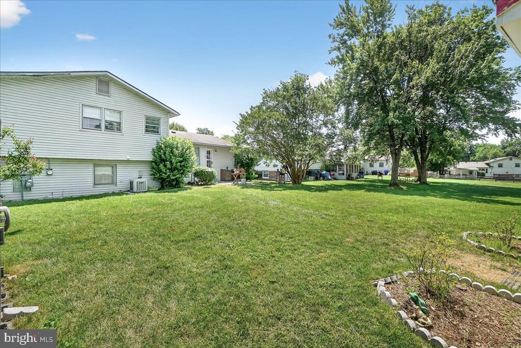 14208 LONDON LANE
