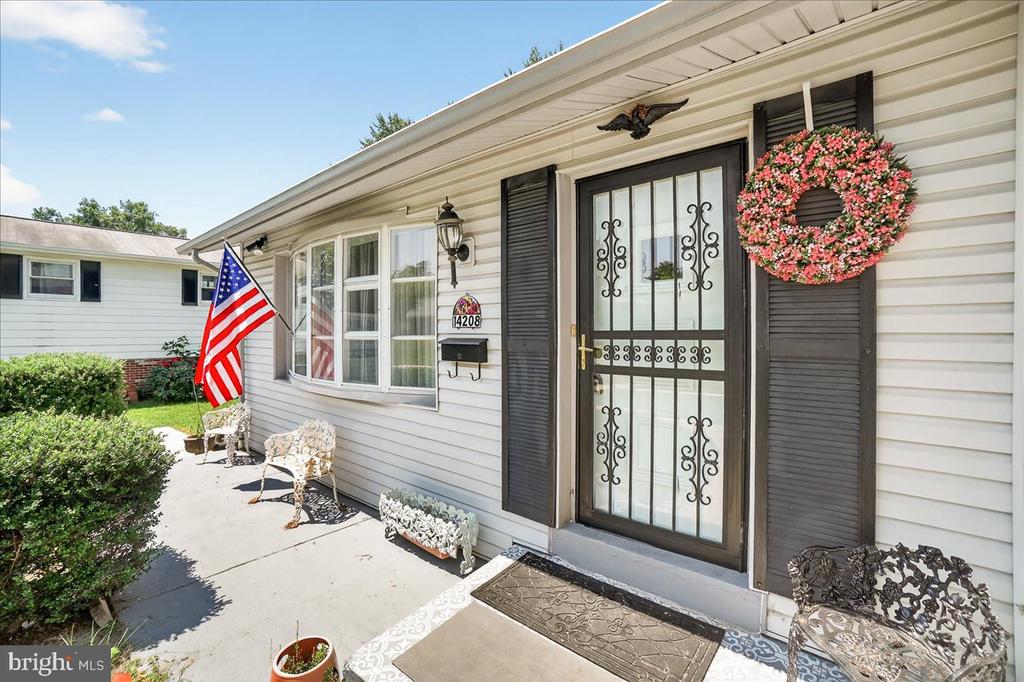 14208 LONDON LANE