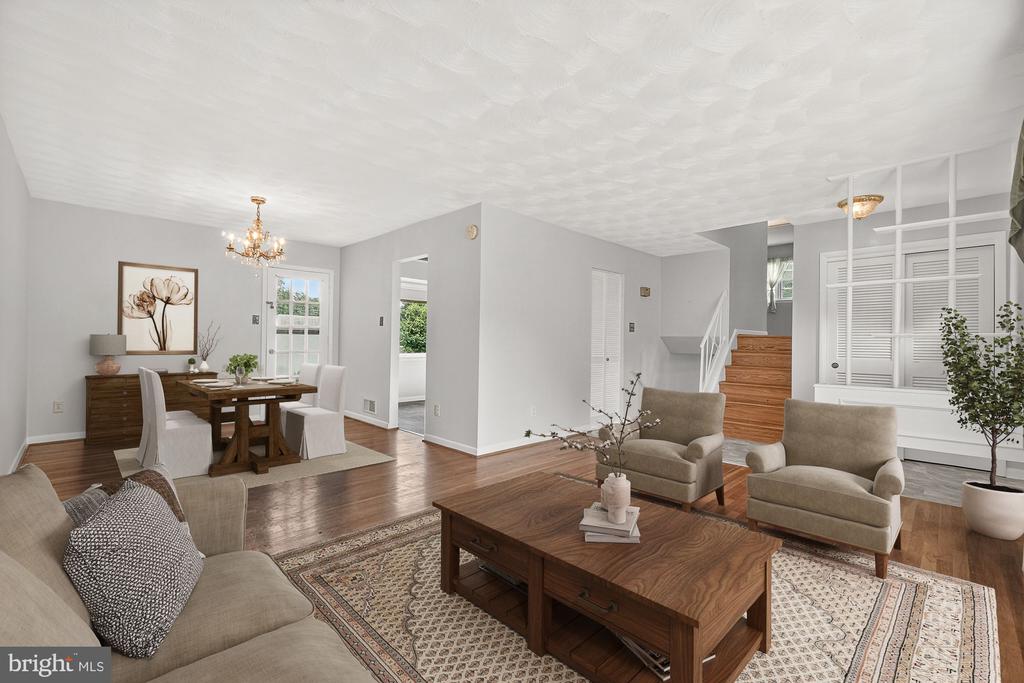 14208 LONDON LANE
