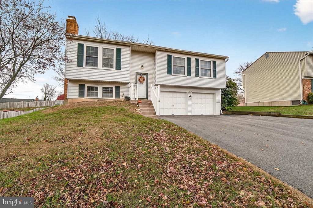 25109 CHIMNEY HOUSE COURT