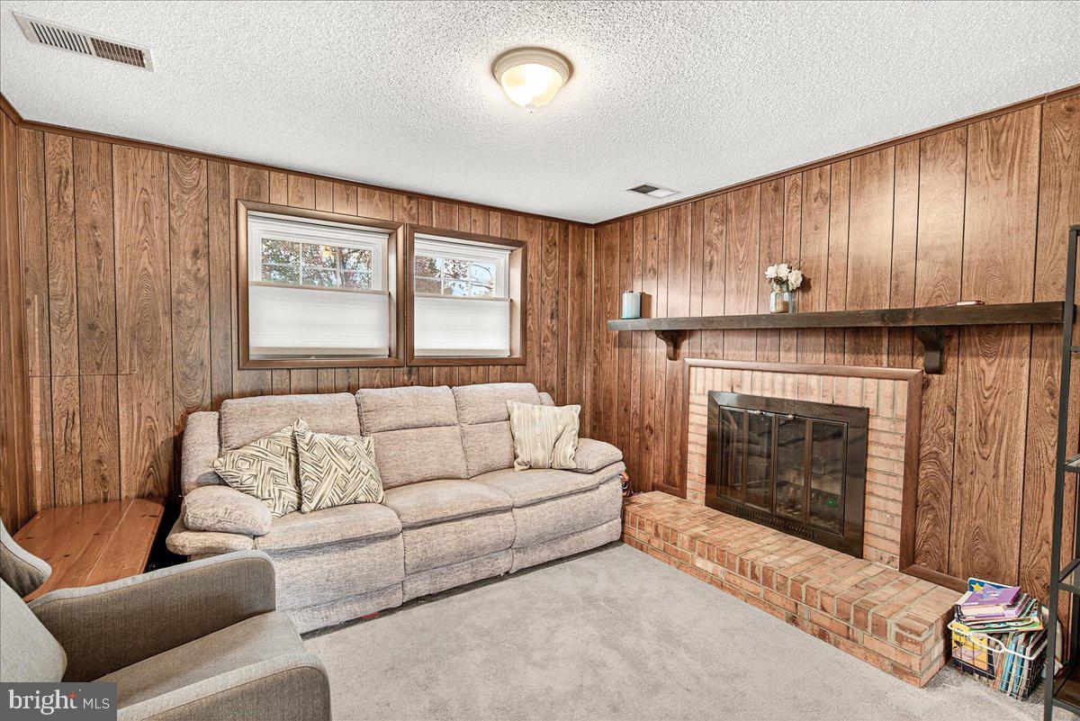 25109 CHIMNEY HOUSE COURT