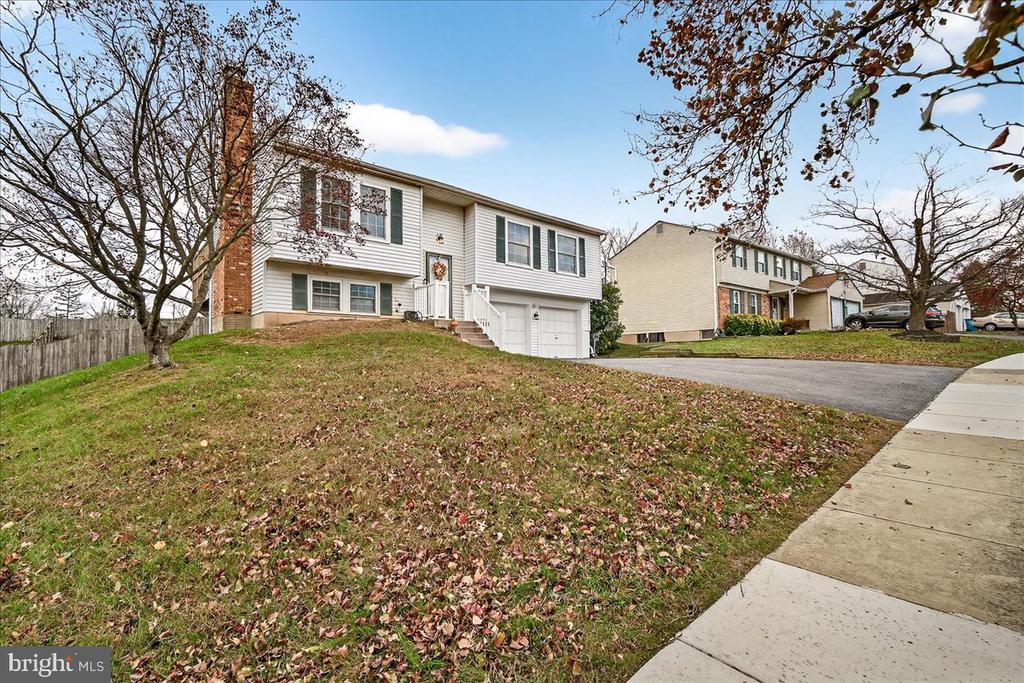 25109 CHIMNEY HOUSE COURT
