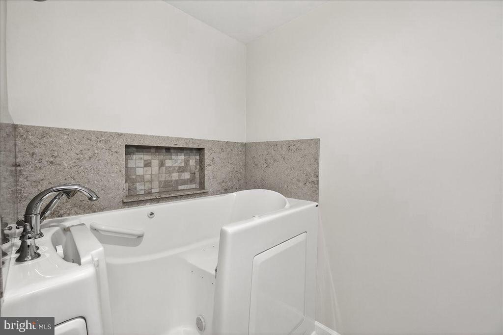 3200 LEISURE WORLD BOULEVARD E 308