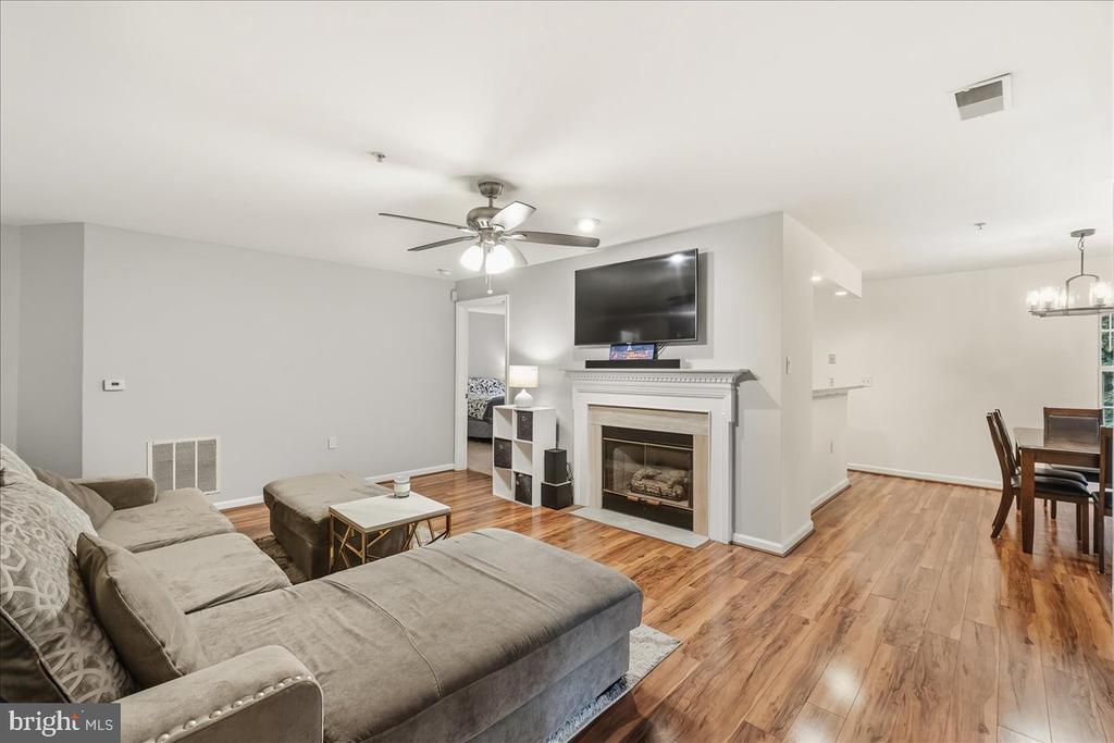 111 TIMBERBROOK LANE Unit: 102