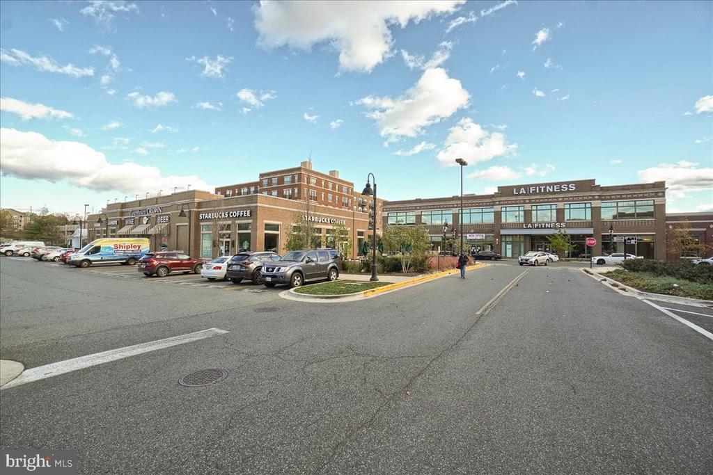 111 TIMBERBROOK LANE Unit: 102
