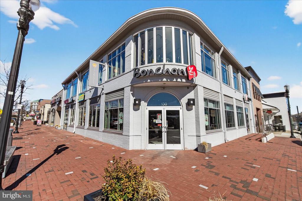 111 TIMBERBROOK LANE Unit: 102
