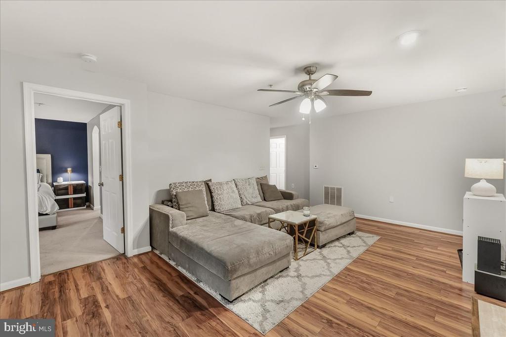 111 TIMBERBROOK LANE Unit: 102