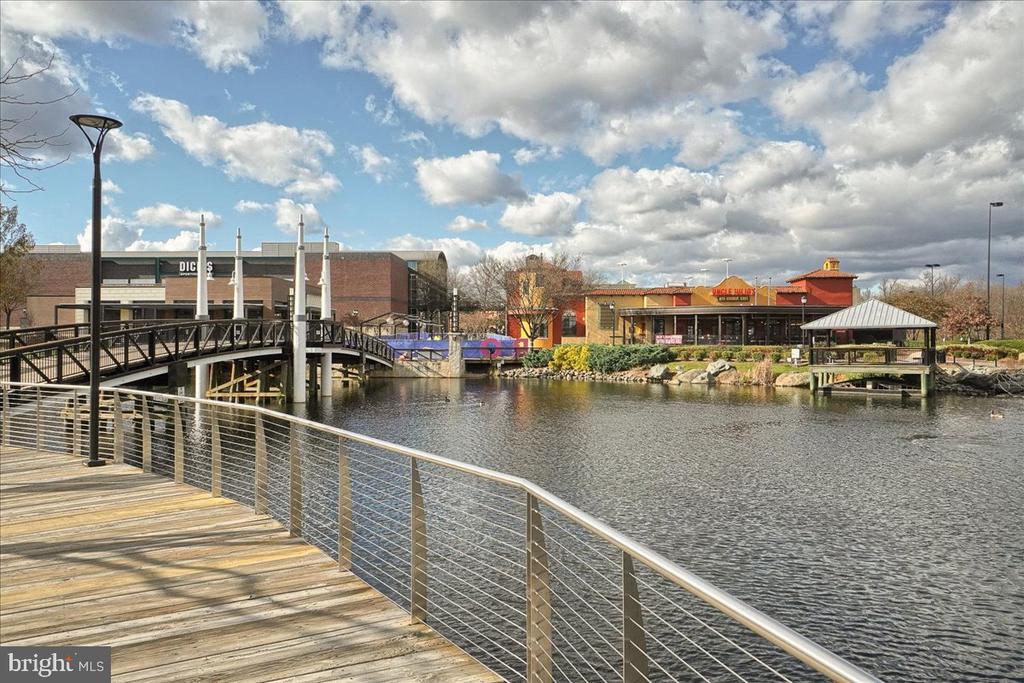 111 TIMBERBROOK LANE Unit: 102