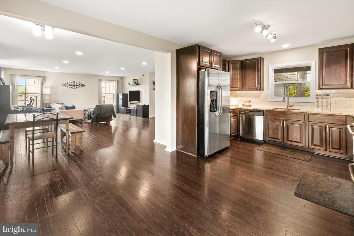 15721 PRESSWICK LANE