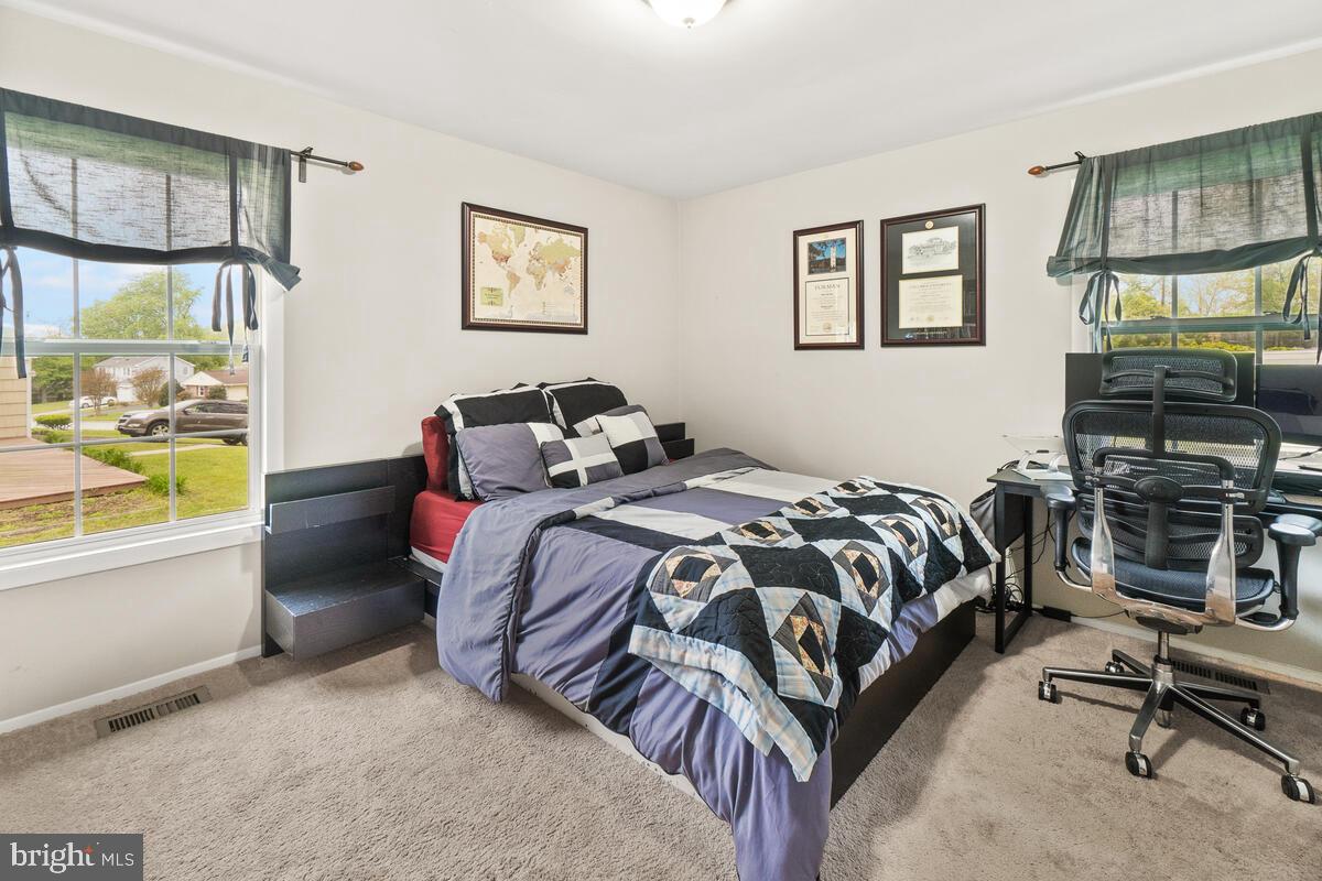 15721 PRESSWICK LANE