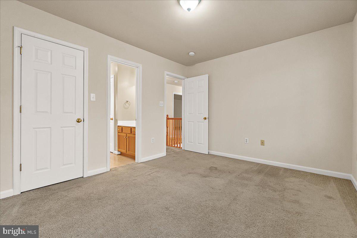 10222 SADDLEBROOKE LANE