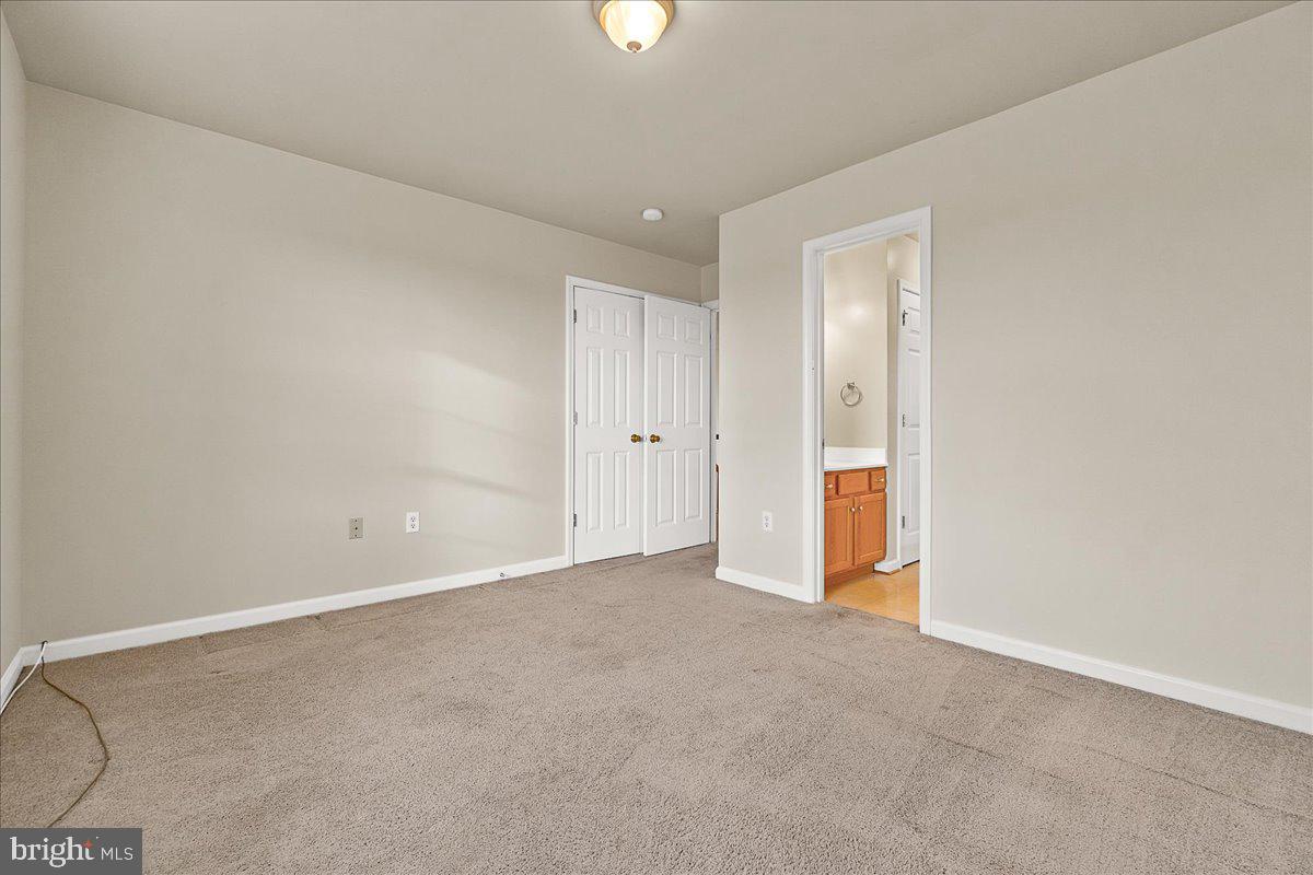 10222 SADDLEBROOKE LANE