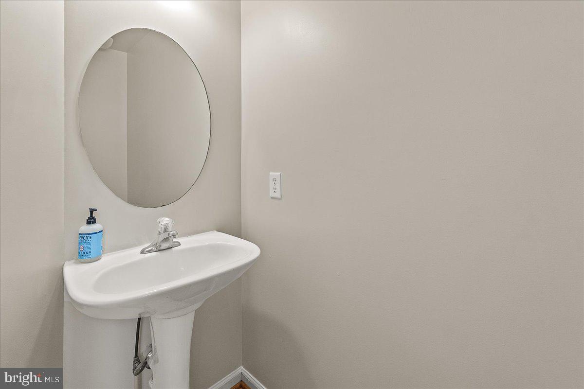 10222 SADDLEBROOKE LANE