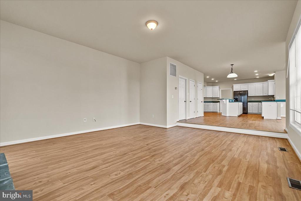10222 SADDLEBROOKE LANE